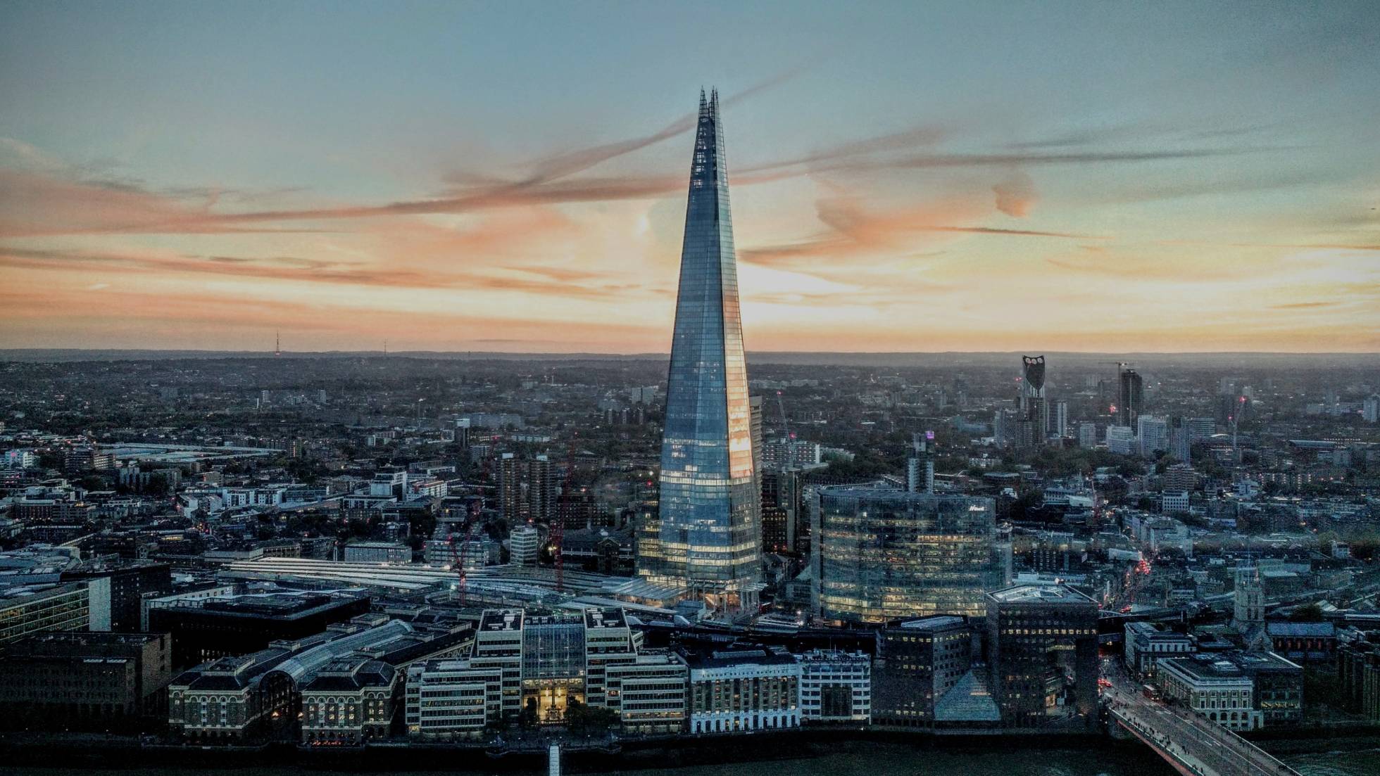 London School of Commerce · official photograph